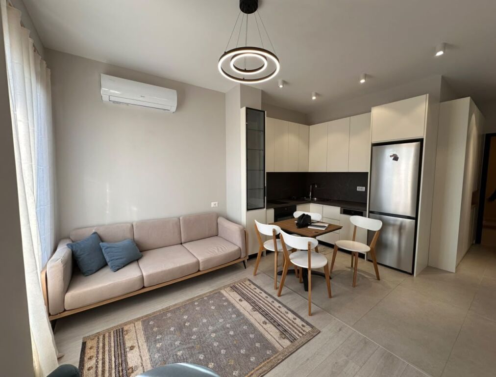 Qera, Apartament 1+1, Rruga Karl Gega, Tirane . Empire75505