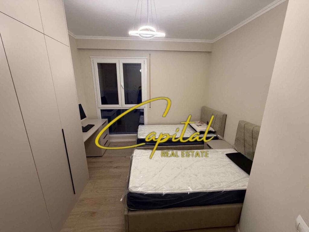 SHITET APARTAMENT 2+1+2 PASKUQAN 15.000.000 LEKE
