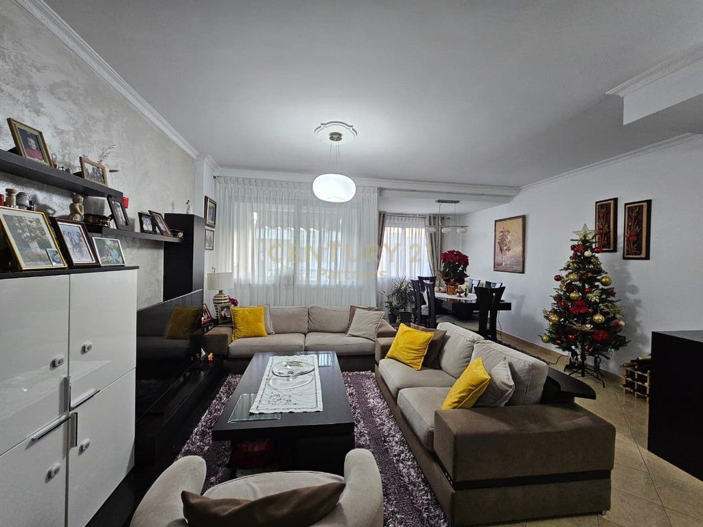 SHITET APARTAMENT 3+1+2 | RRUGA 5 MAJ, PAS KONKORD CENTER
