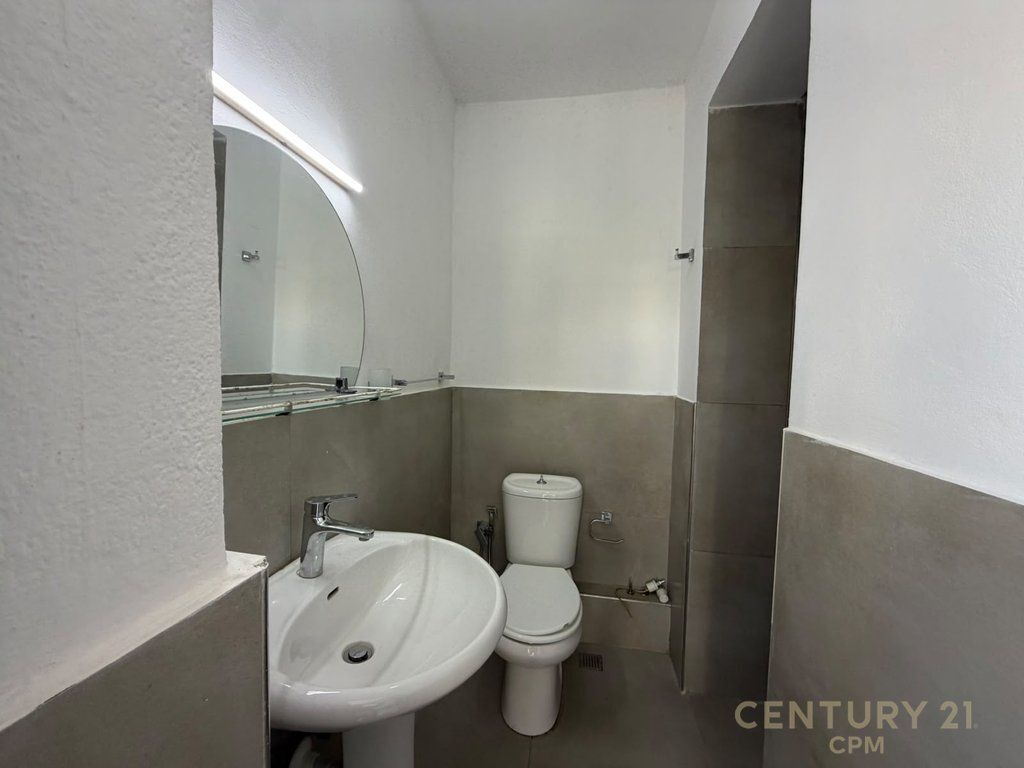2+1 Apartment for Rent at Myslym Shyri