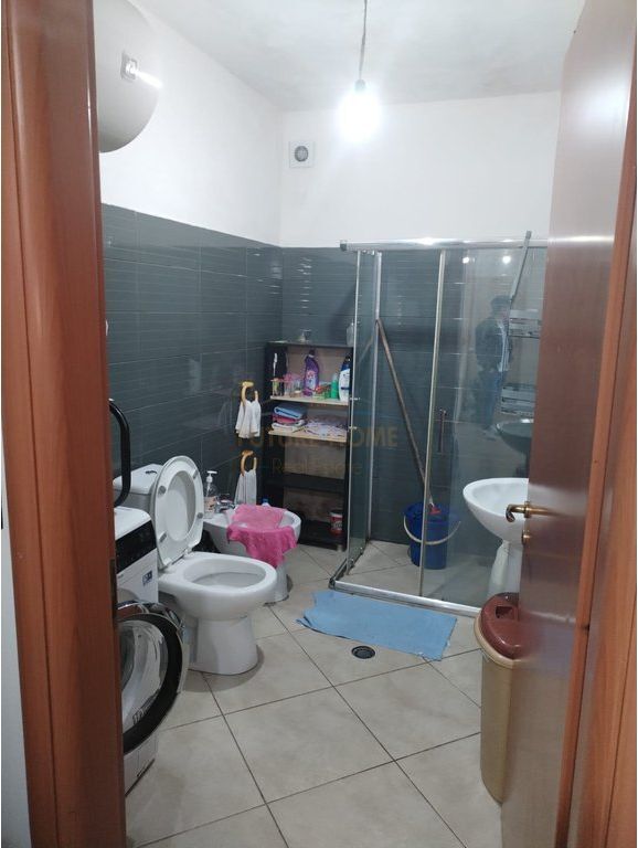 Affitto, Appartamento 2+1+2 Posti Auto, Residenza Euro 3D, Selite, Tirana