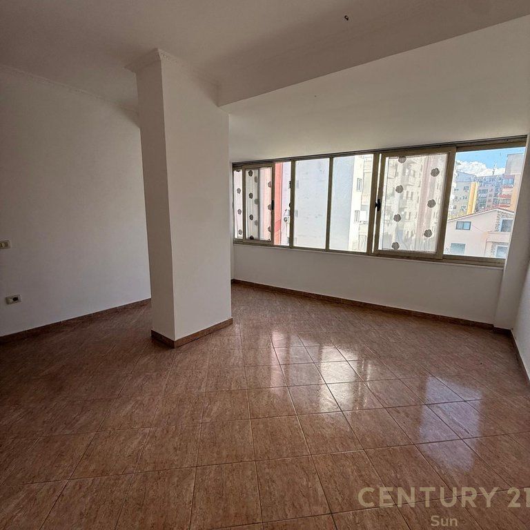 Apartament 2+1 Në Shitje në Astir, Tiranë - 155,000€