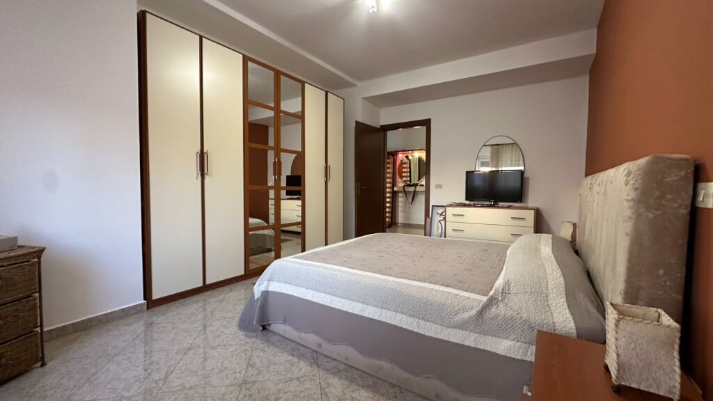 Apartament 1+1 per qira tek Pazari i Ri