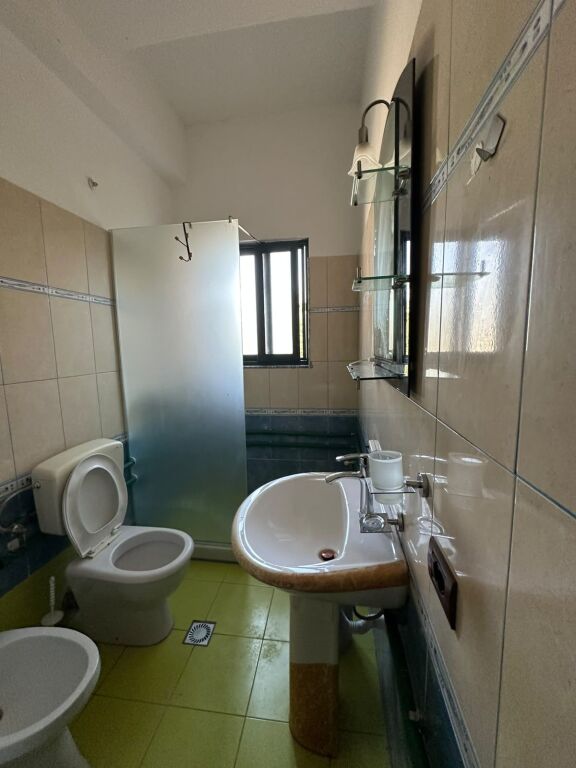Qytet Studenti - Garsonierë me Qira !