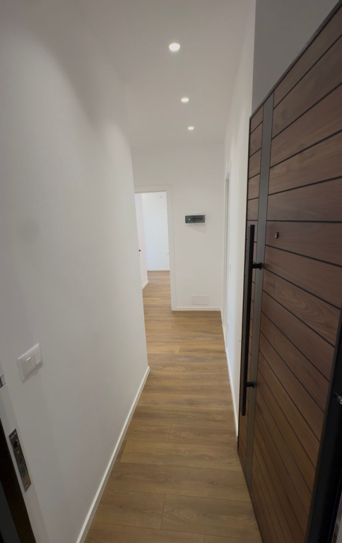 1+1 apartment for sale near the Mosaic, 21 Dhjetori, Tirana.