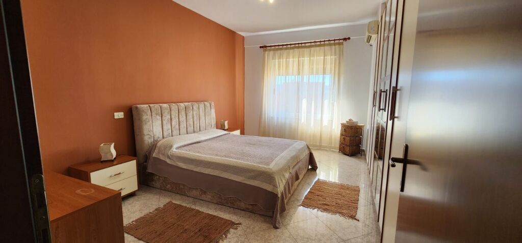 Appartamento 1+1 in affitto a Pazari i Ri a Tirana