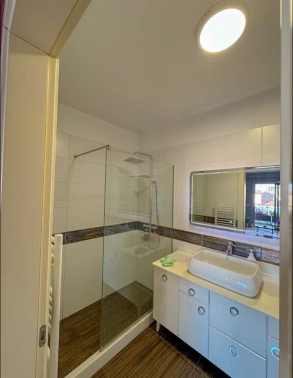 Apartament per qera 2+1 te Mine Peza
