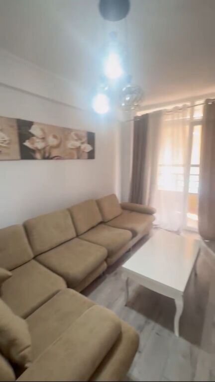 2+1 apartment for sale in Astir (135 million lek)