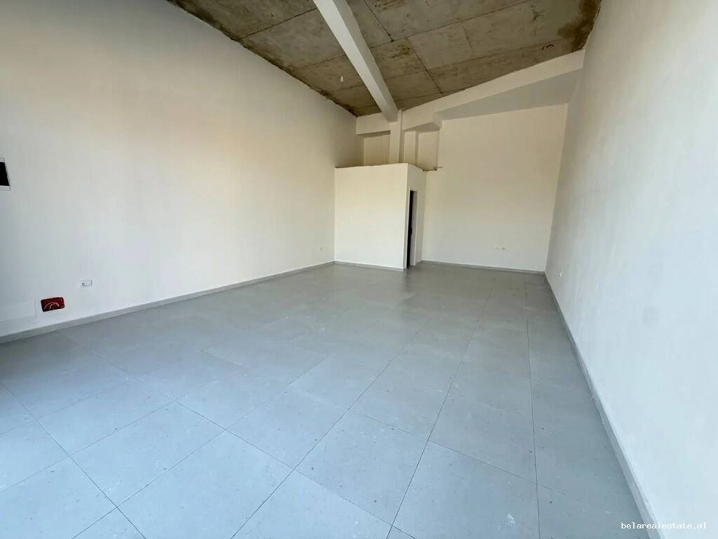 Dyqan Me Qera Tek 5 Maji (ID BD21963) Tirane