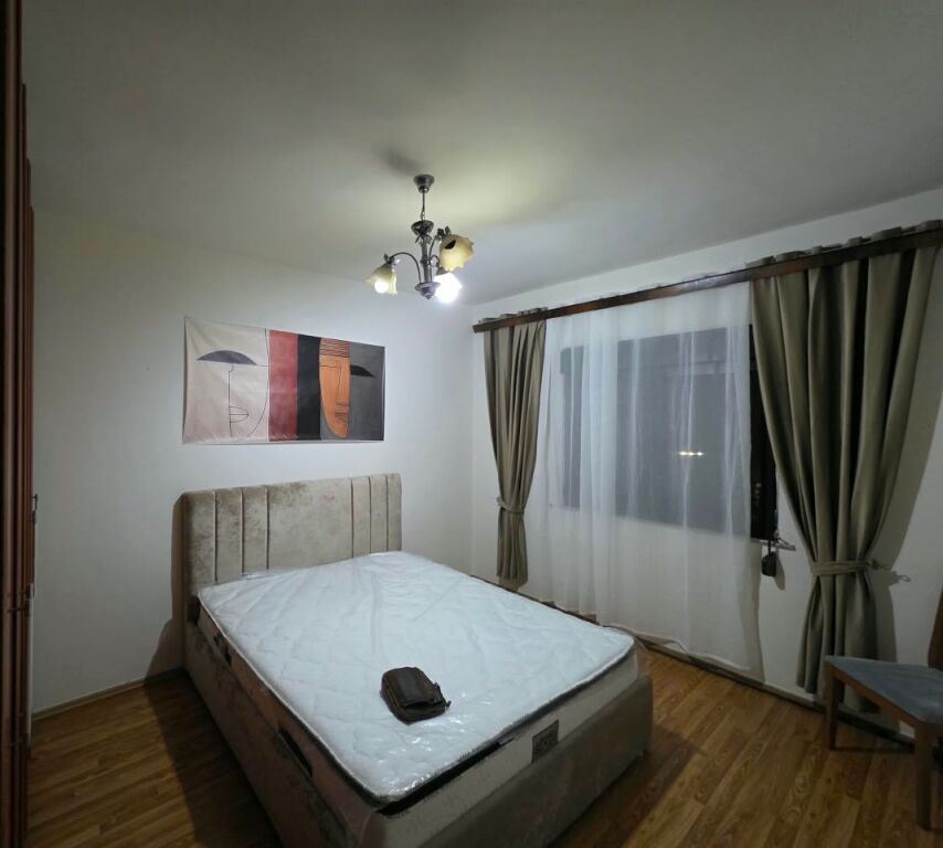 2+1 apartment for rent at Skanderbeg Square