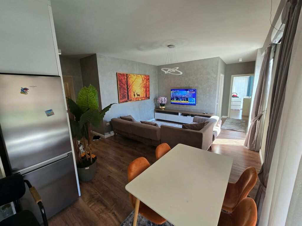 Super Apartament me qera tek Bulevardi Zogu I / FSHN (70,000 leke)