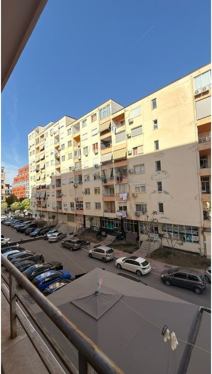 For sale, 2+1+2 apartment, Fratari Complex, New Ring Road    15,800,000 Lekë
