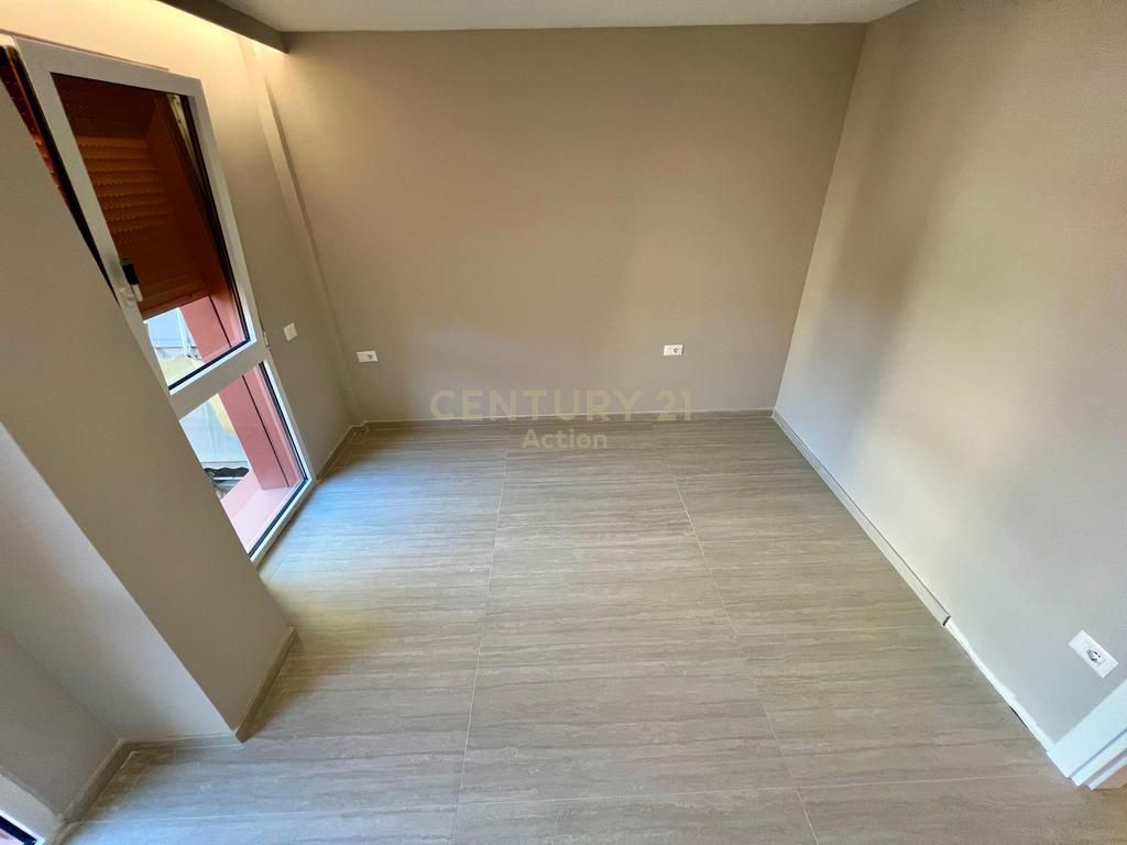 🏢 QIRA, SUPER AMBIENT ZYRASH - 📐 102 m2, SHESHI WILSON‼️