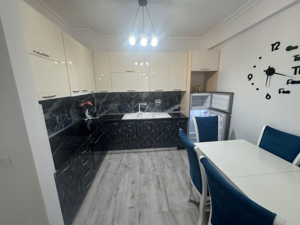 Apartament 2+1 per shitje ne Astir