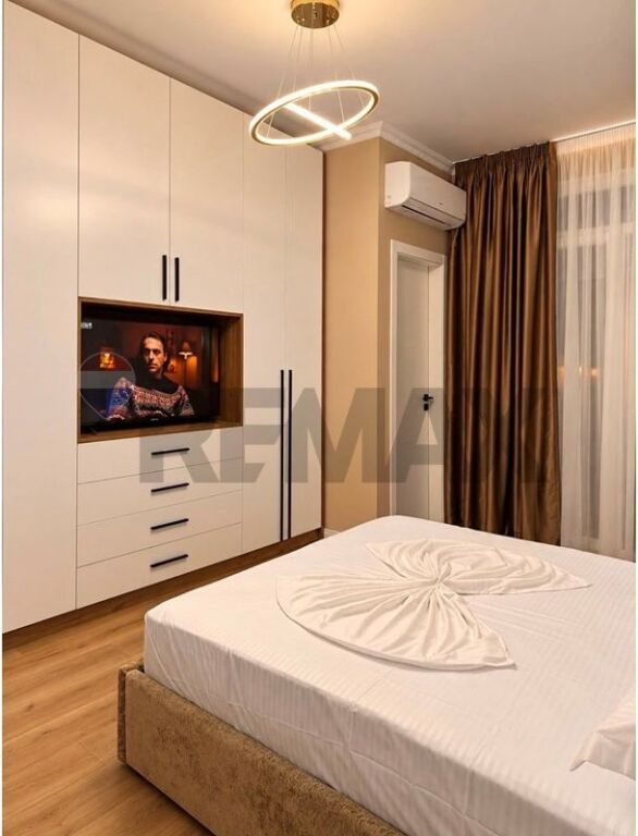 APARTMENT FOR RENT BOTANICAL GARDEN WITH PARKING