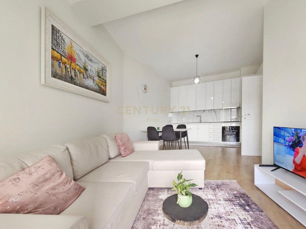APARTAMENT 1+1 ME QIRA + POST PARKIMI 650 € /Muaj 60,000 Lekë /Muaj