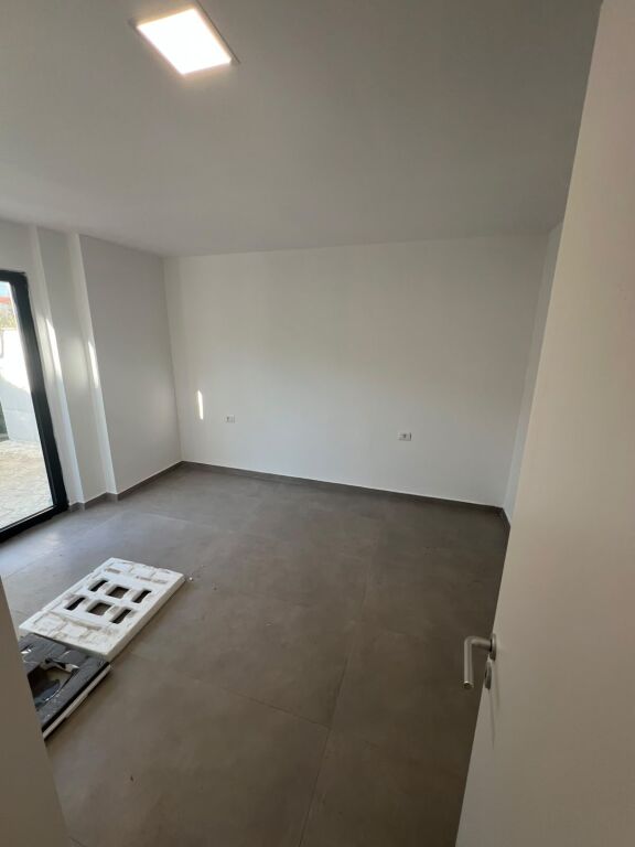 Apartament 2+1+2 Ne Shitje Te Kodra E Diellit 1 ID 5795