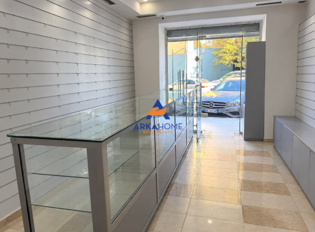 BUSINESS UNIT FOR SALE 127 M2 "OPPOSITE DIPLOMAT 1,VASIL SHANTO" 400000 EURO