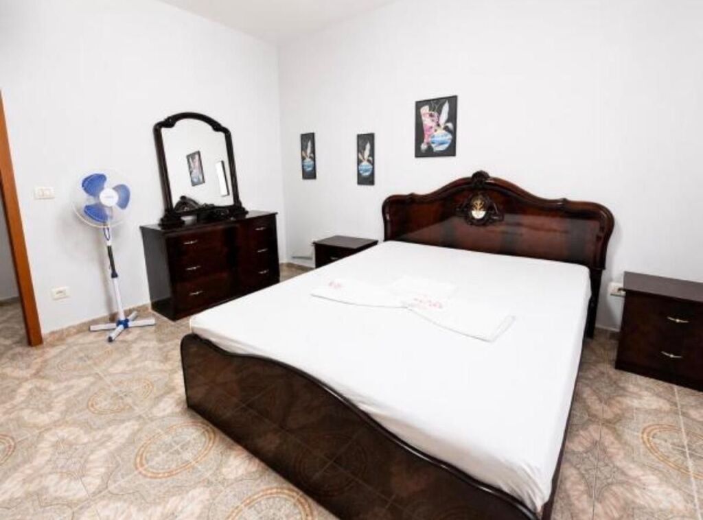 Jepet me qera Apartament 2+1 ne  📍Plazh Iliria