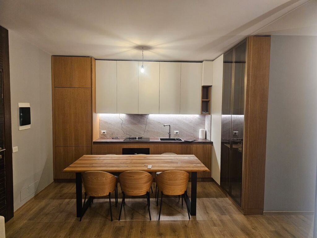 Apartament 2+1+Parkim rruga Elbasanit Rezidenca e re "Xheluks
