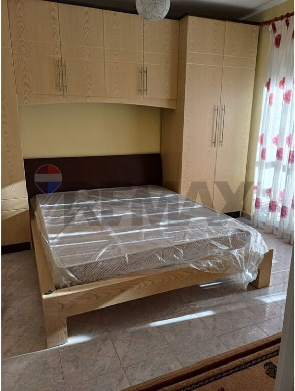 Appartamento - In Affitto - Pallati me Shigjeta, Tirana