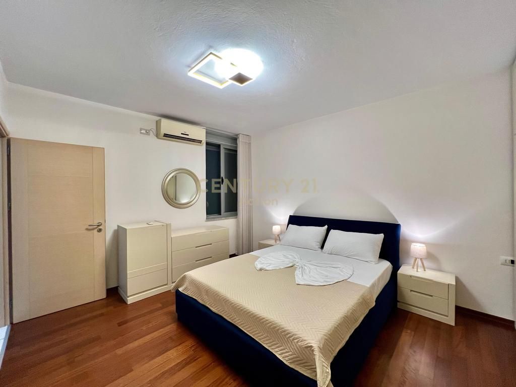 2+1 apartment for rent on Rruga E Kosovarve