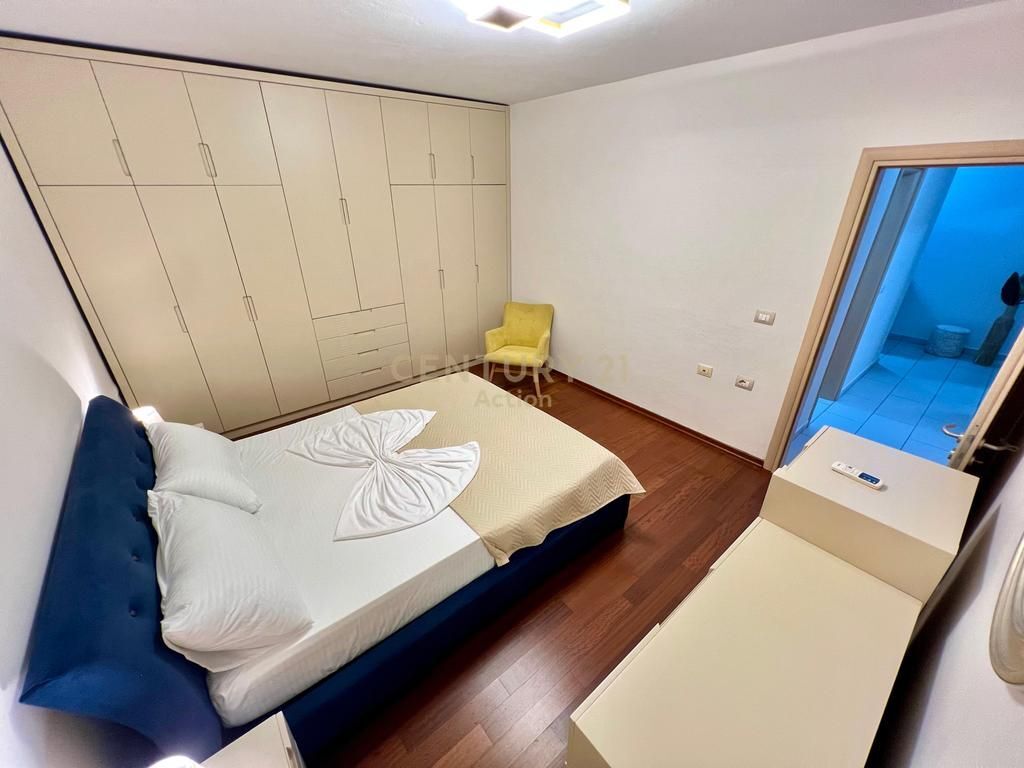 QIRA, APARTAMENT MODERN 2️⃣➕1️⃣ me PAMJE FANTASTIKE ☘️, DINASTIA / RRUGA KOSOVARËVE‼️