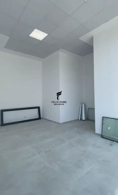SHOP FOR RENT 55 M2 SHESHI SHQIPONJA 60.000 LEKE FH-98464