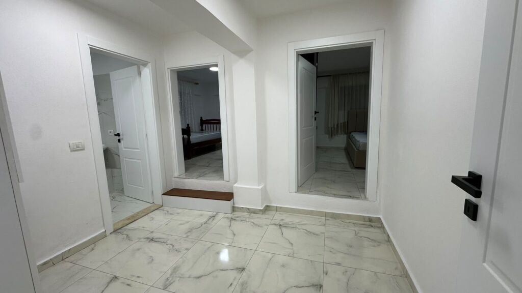 2+1 apartment for rent at Kodra e Priftit