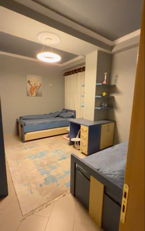 Jepet me qira apartament 2+1 pranë Oslos, Unaza e Re.
