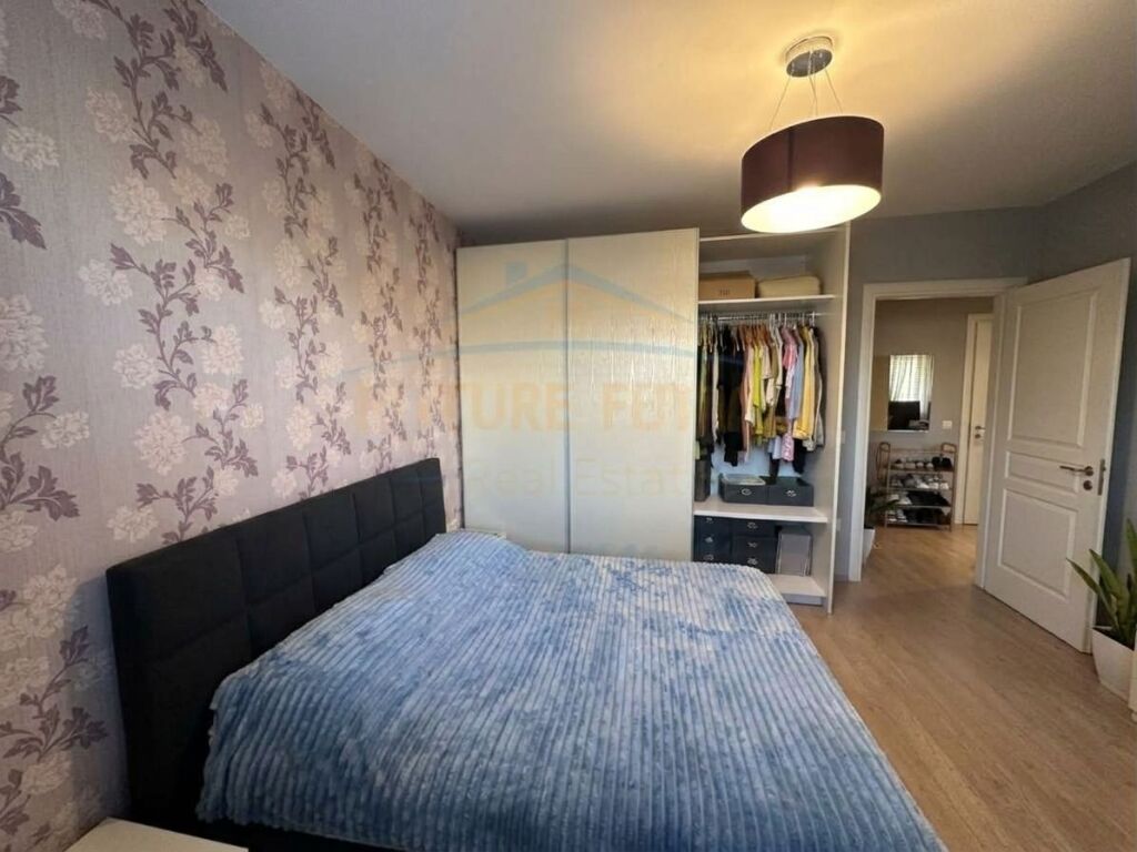 For sale, 2+1 Apartment +Parking Space, Dry Lake, Tirana