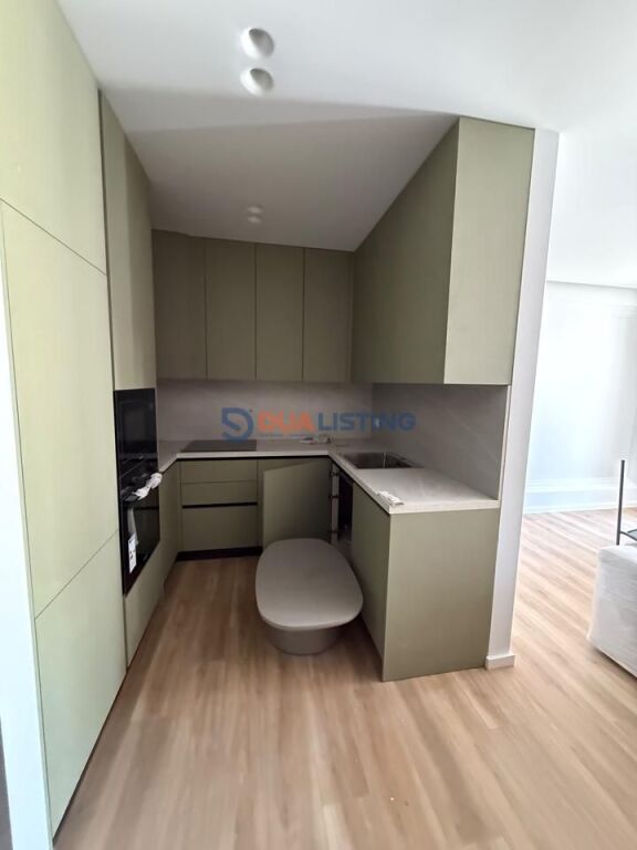 SHITET APARTAMENT 1+1 + VERANDË + POST PARKIMI