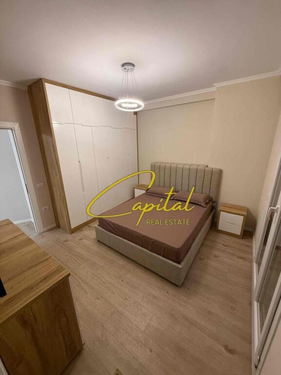 SHITET APARTAMENT 2+1+2 PASKUQAN 15.000.000 LEKE