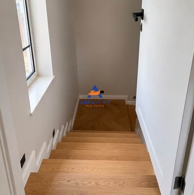 SHITET VILË INDIVIDUALE ME PISHINE 4+1+TARRACE "OLIVE PARK, SAUK" 73.000.000 LEKE
