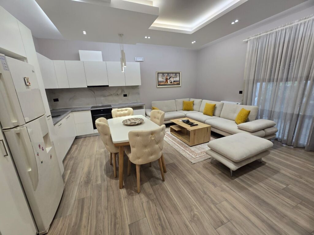 Qera 2+1+Parkim+Kopesht / Teg