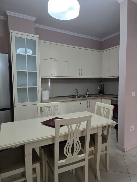 APARTAMENT 1+1 ME QIRA – KOMPLEKSI DELIJORGJI