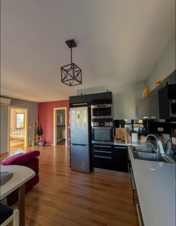 Apartament per qera 2+1 te Mine Peza