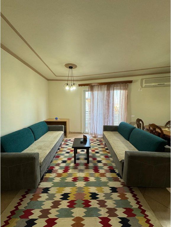 Appartamento 2+1 in Affitto Vicino a Via Dibra, Tirana
