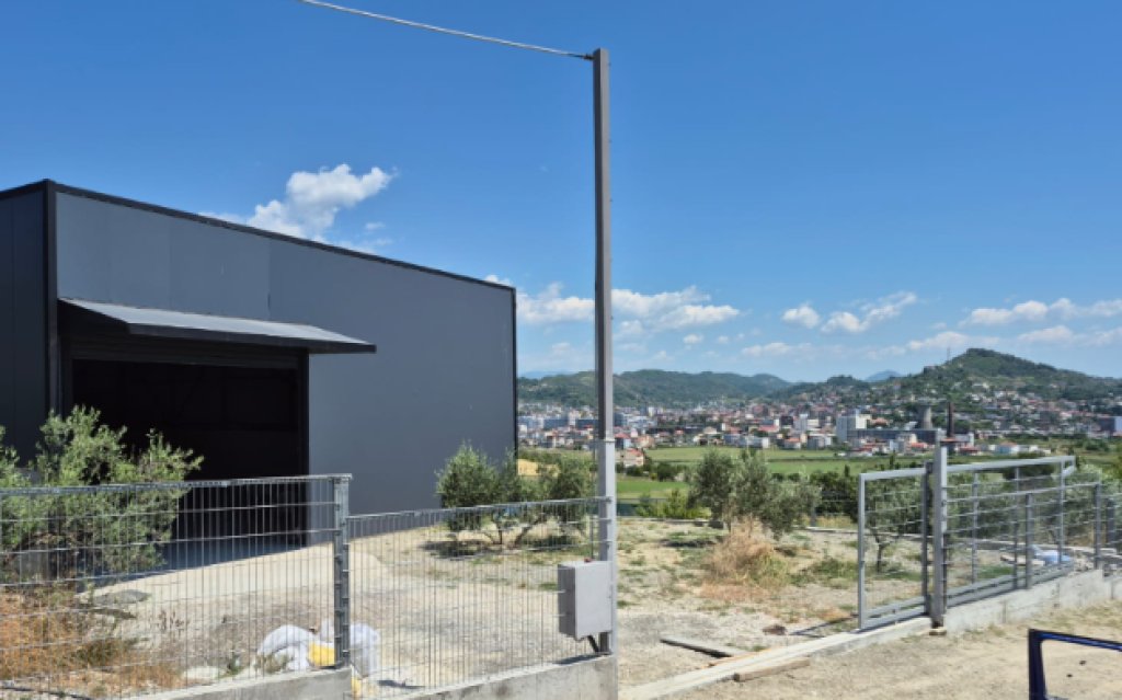 MAGAZZINO IN AFFITTO 235 m² | PRUSH, TIRANA