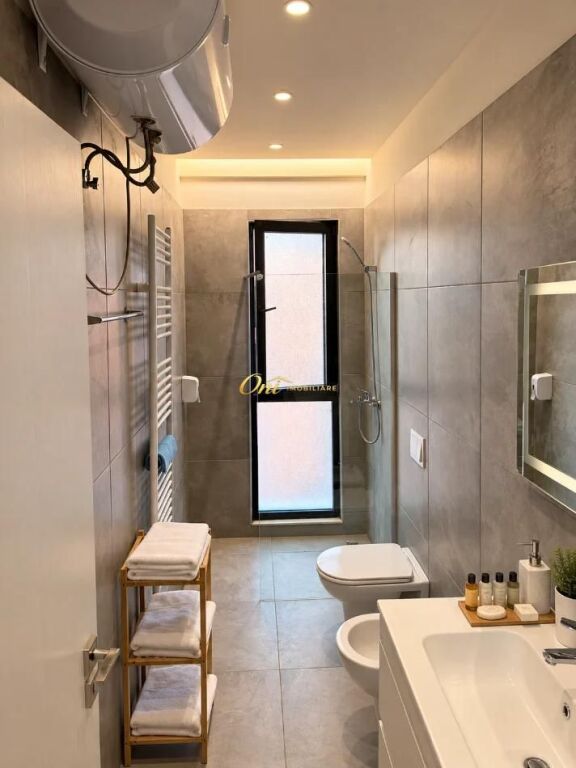 DIBRA STREET APARTMENT FOR RENT 1+1