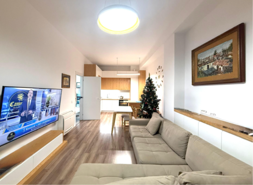 SHITET APARTAMENT 2+1+2 ME POST PARKIMI | PAZARI I RI