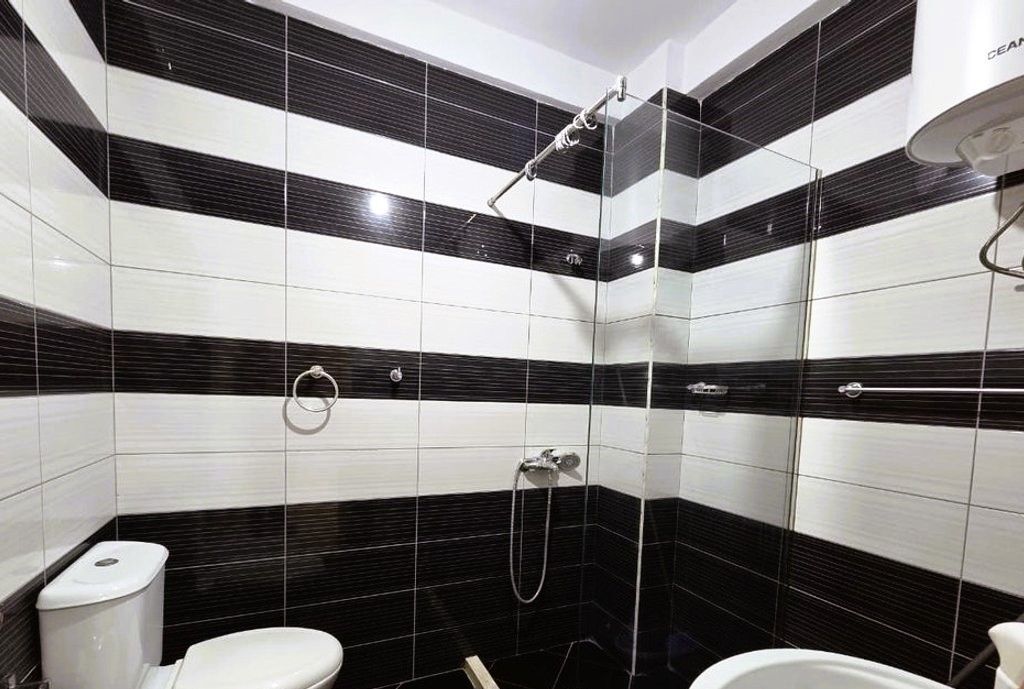 JEPET APARTAMENT 1+1 ME QERA NE MISTO MAME!