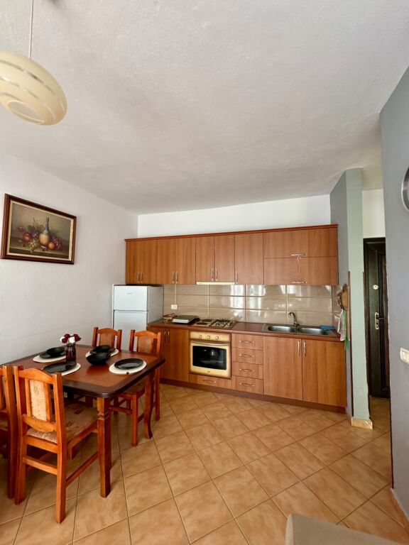 🏡 APPARTAMENTO 1+1 IN AFFITTO – DA BLEARTI, DURRËS