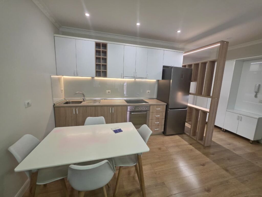 🏡 APPARTAMENTO 1+1 IN AFFITTO – DON BOSKO! 📍💰 Prezzo: 60.000 lekë/mese