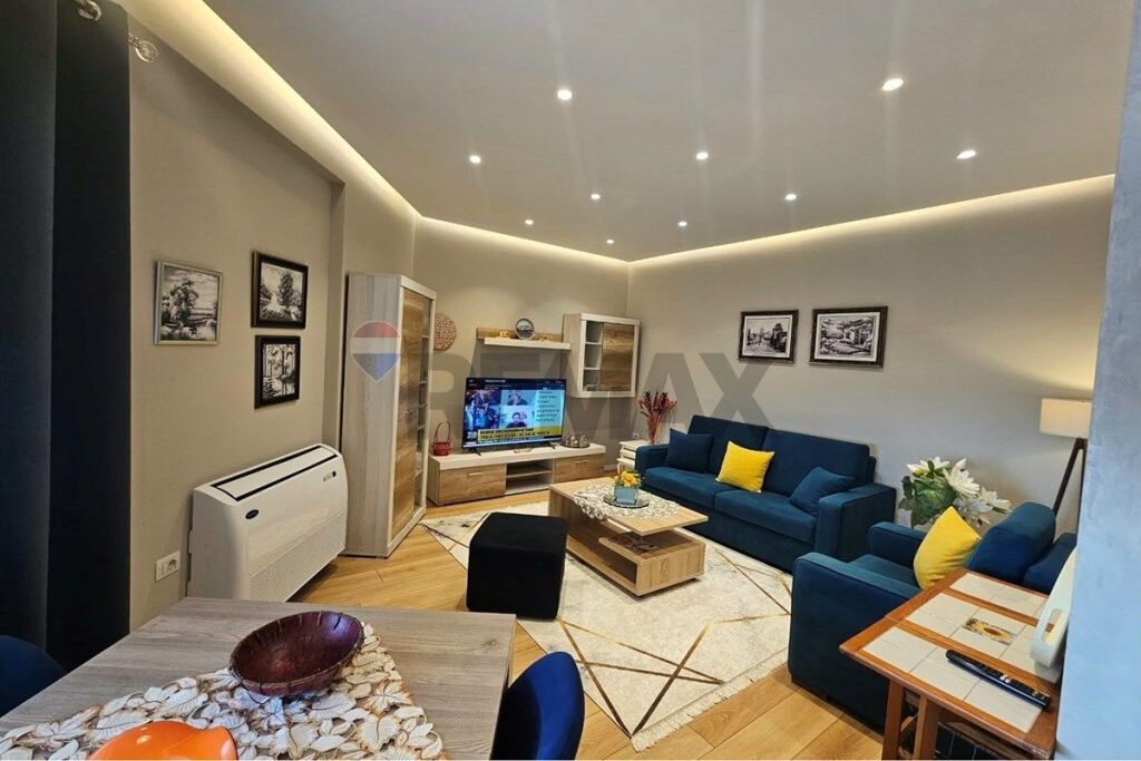 Appartamento 1+1 in affitto ad Astir,Oazis