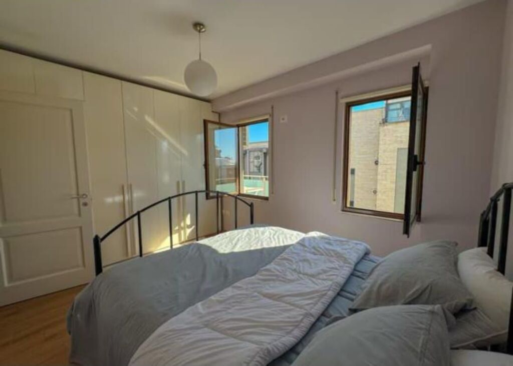 Jepet Me Qera Apartament 2+1+1 Ballkon