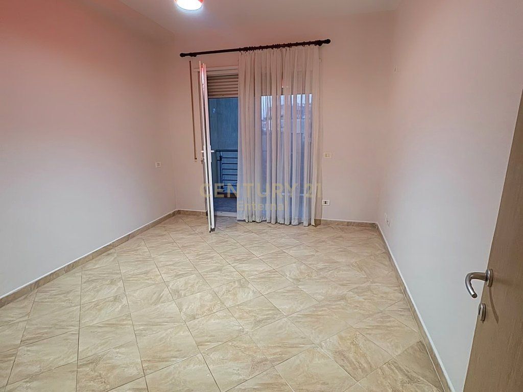 Former Electrical Market - 2+1+2 For Rent, Empty Or Furnished