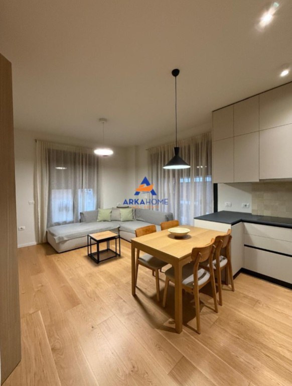 APPARTAMENTO IN AFFITTO 2+1+BALCONE "VIA DEI KOSOVARI" 1250 EURO