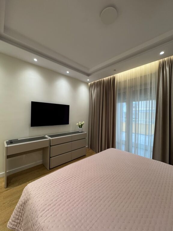 3+1+3 apartment for rent with parking space – Residence Touch of the Sun, Sauk, Tirana