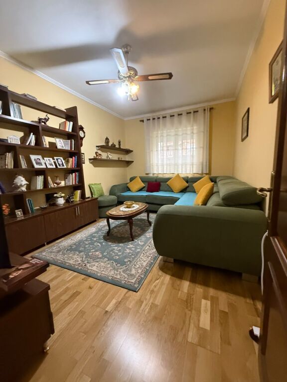  In vendita, Appartamento 4+1+2+Veranda, Myslym Shyri, Tirana